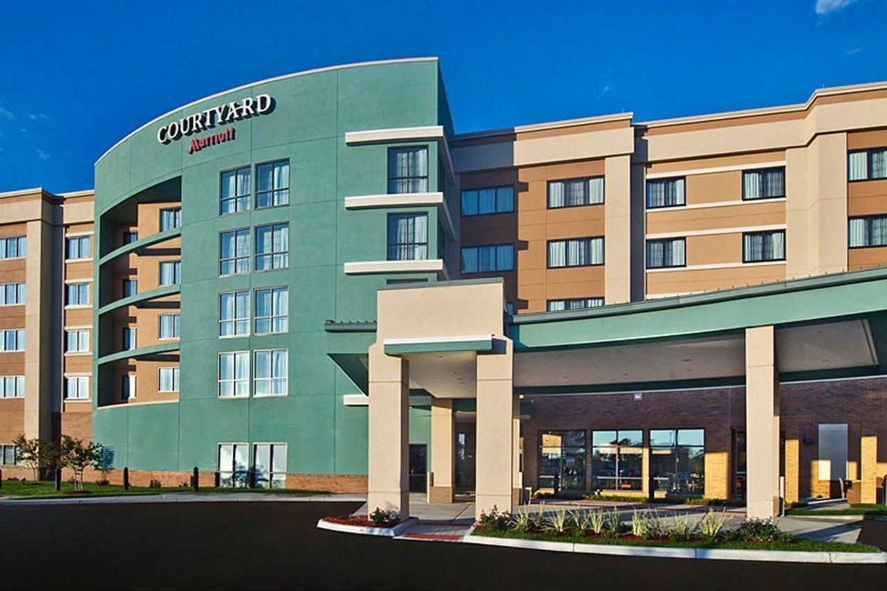 Courtyard Newport News Airport Hotel Exterior foto